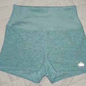 ALO Yoga Alosoft Aura Short
